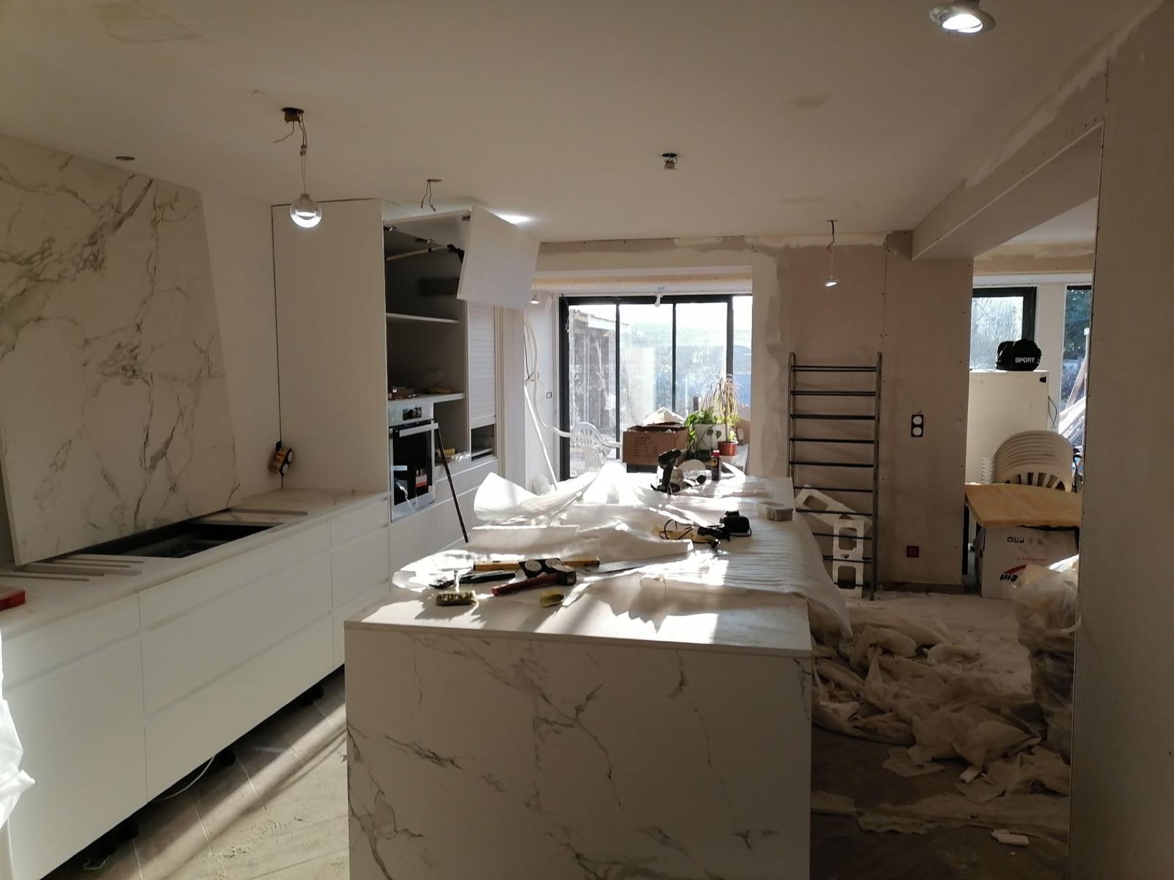 Cuisine — plan en marbre — AC RENOV